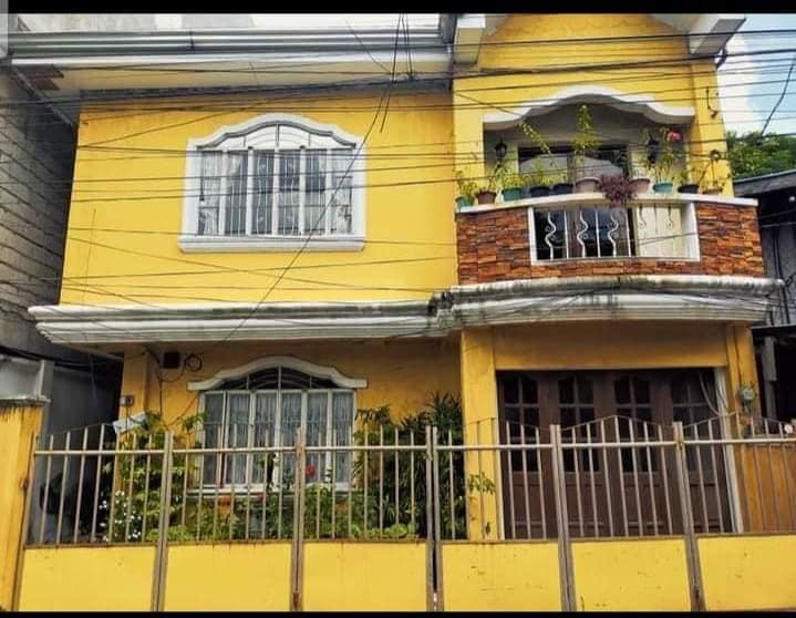 House and Lot for Sale in Villamor Airbase Pasay City