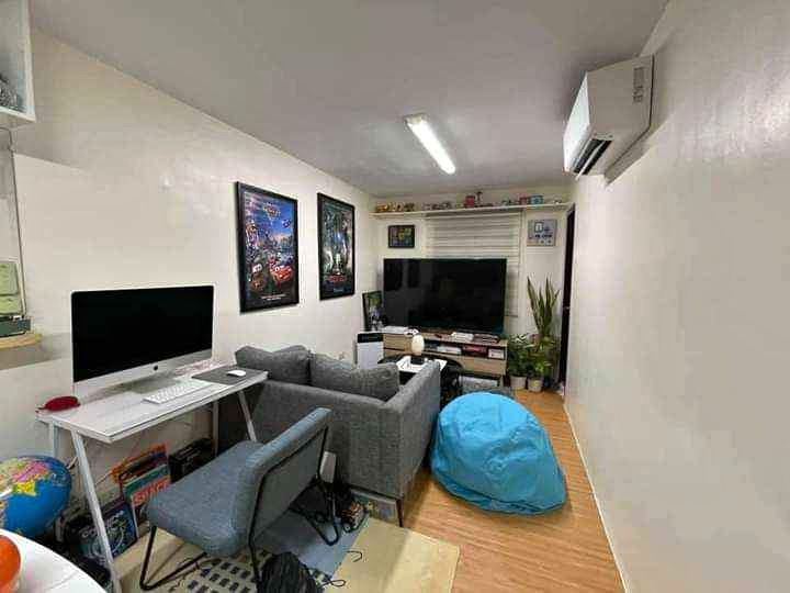 2 Bedrooms Condominium For Rent in Tisa Cebu City
