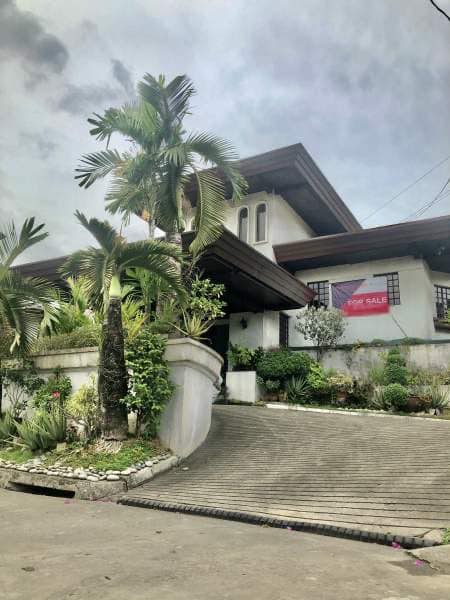 4 Bedroom House & Lot with Swimming Pool for Sale at Valle Verde 2 Ortigas Pasig