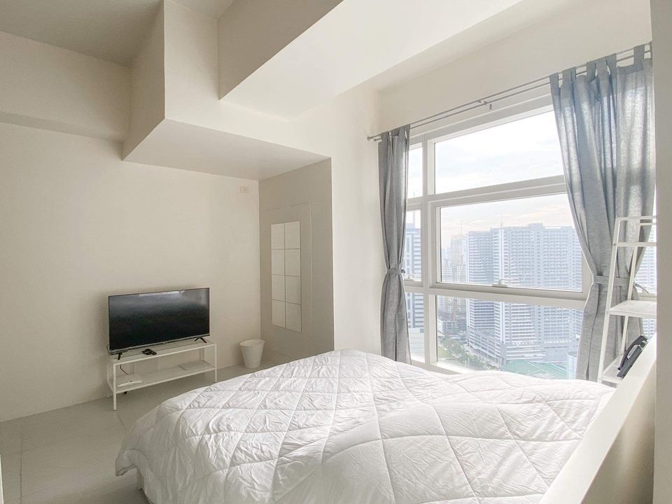Studio Unit Condo for Rent in Greenfield Mandaluyong